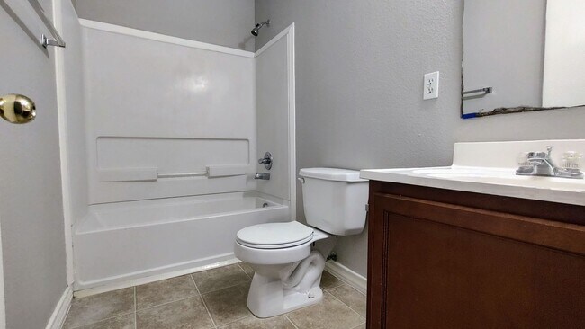 Building Photo - The Gardens at Summit Townhome: 3 Bedroom * 1-car Garage * WD Connections