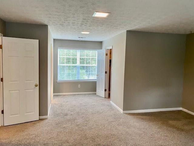 Building Photo - 2121 Heritage Trace Dr