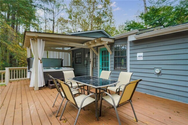 Building Photo - 942 Cadencia Way SW