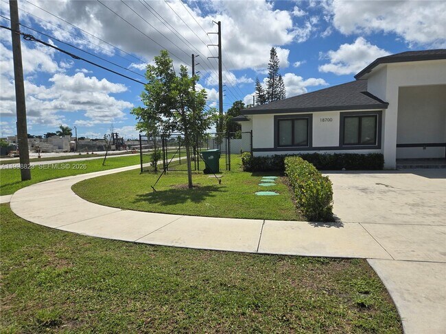 Building Photo - 18700 SW 316th Terrace