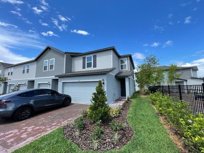 Building Photo - 407 Legacy Lp