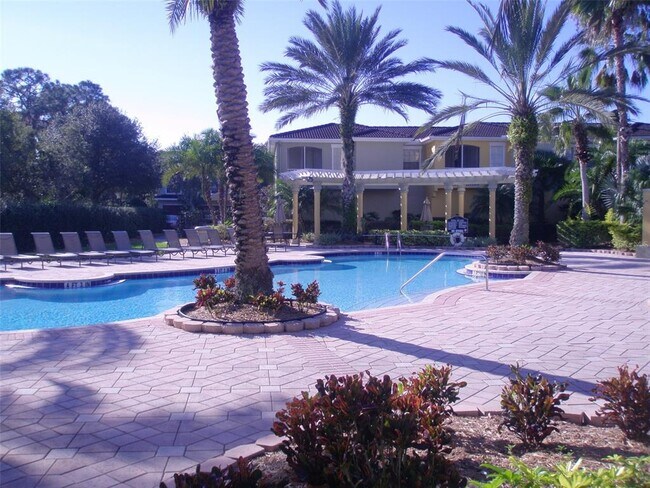 Building Photo - 5711 Bentgrass Dr