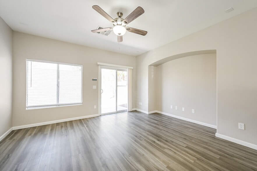Building Photo - 10839 Vestone St