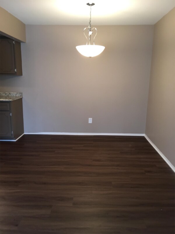 Building Photo - 10000 W Nine Mile Rd