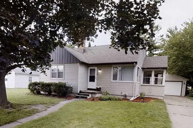 Building Photo - 3-Bedroom Home on Cecelia Street – Spaciou...