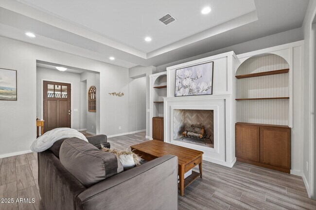 Building Photo - 20194 E Raven Dr