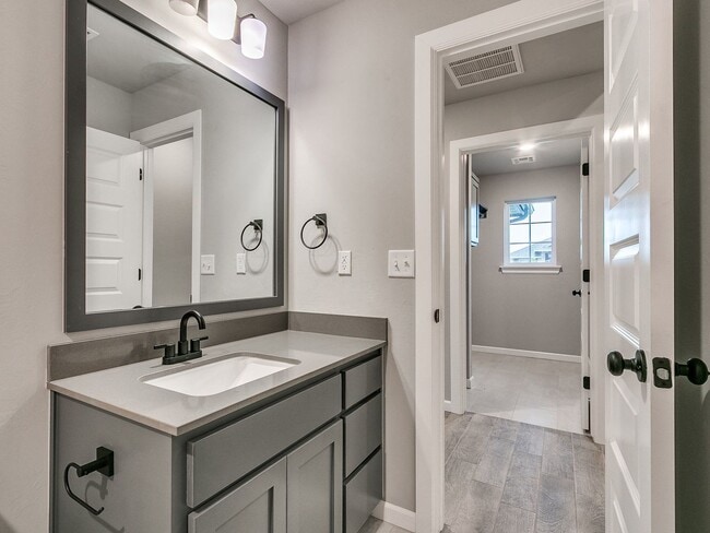 Building Photo - 1ST MONTH FREE