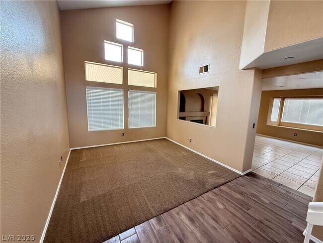 Building Photo - 922 Prairie Grass Dr