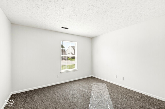 Building Photo - 2747 Foxbriar Pl