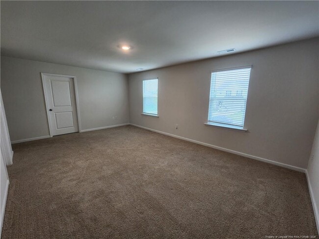 Building Photo - 15 Charlies Bnd Wy