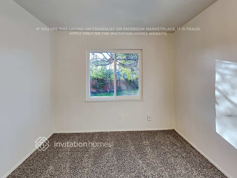 Building Photo - 2541 Anaheim Ct