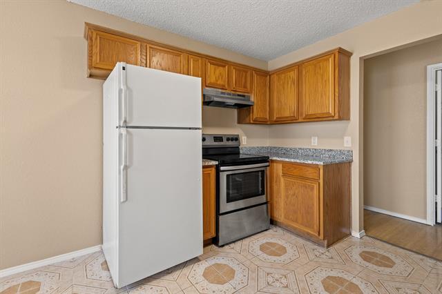 Building Photo - 6003 Flyers Ln