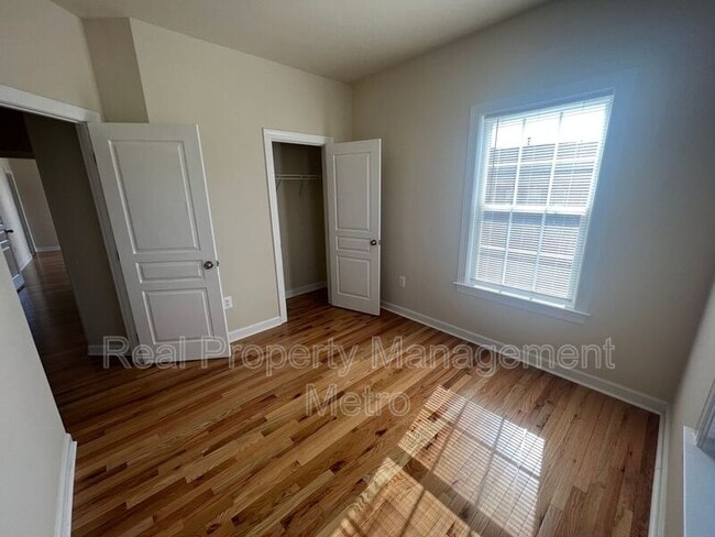 Building Photo - 10519 Old Ellicott Cir