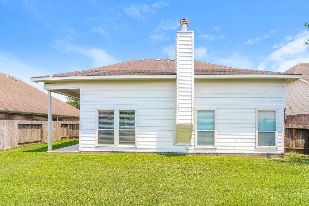 Building Photo - 10007 Barr Lake Dr
