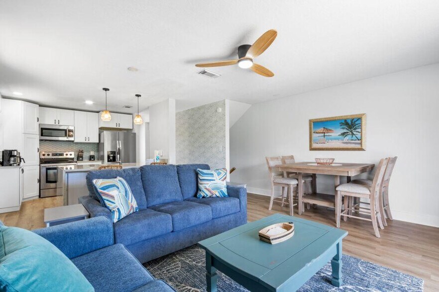 Primary Photo - 6209 Don Carlos Dr