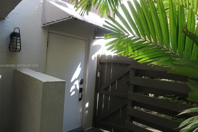 Building Photo - 3034 SW 27th Ave