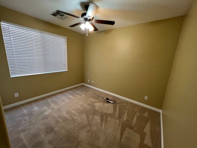 Building Photo - ALIANTE MASTER PLAN COMM/ GATED *5 BEDROOM...