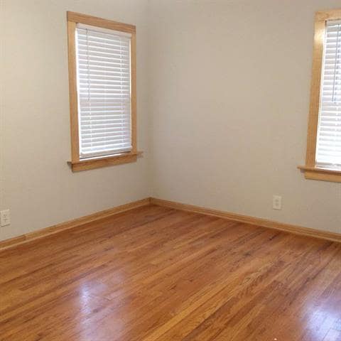 Building Photo - 3241 Aurora St