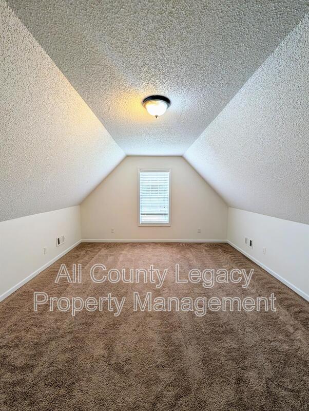 Building Photo - 1491 Elena Dr