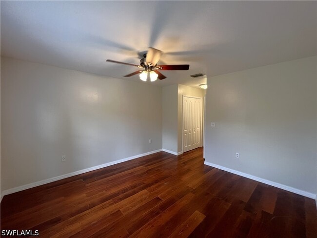 Building Photo - 8334 Robin Rd