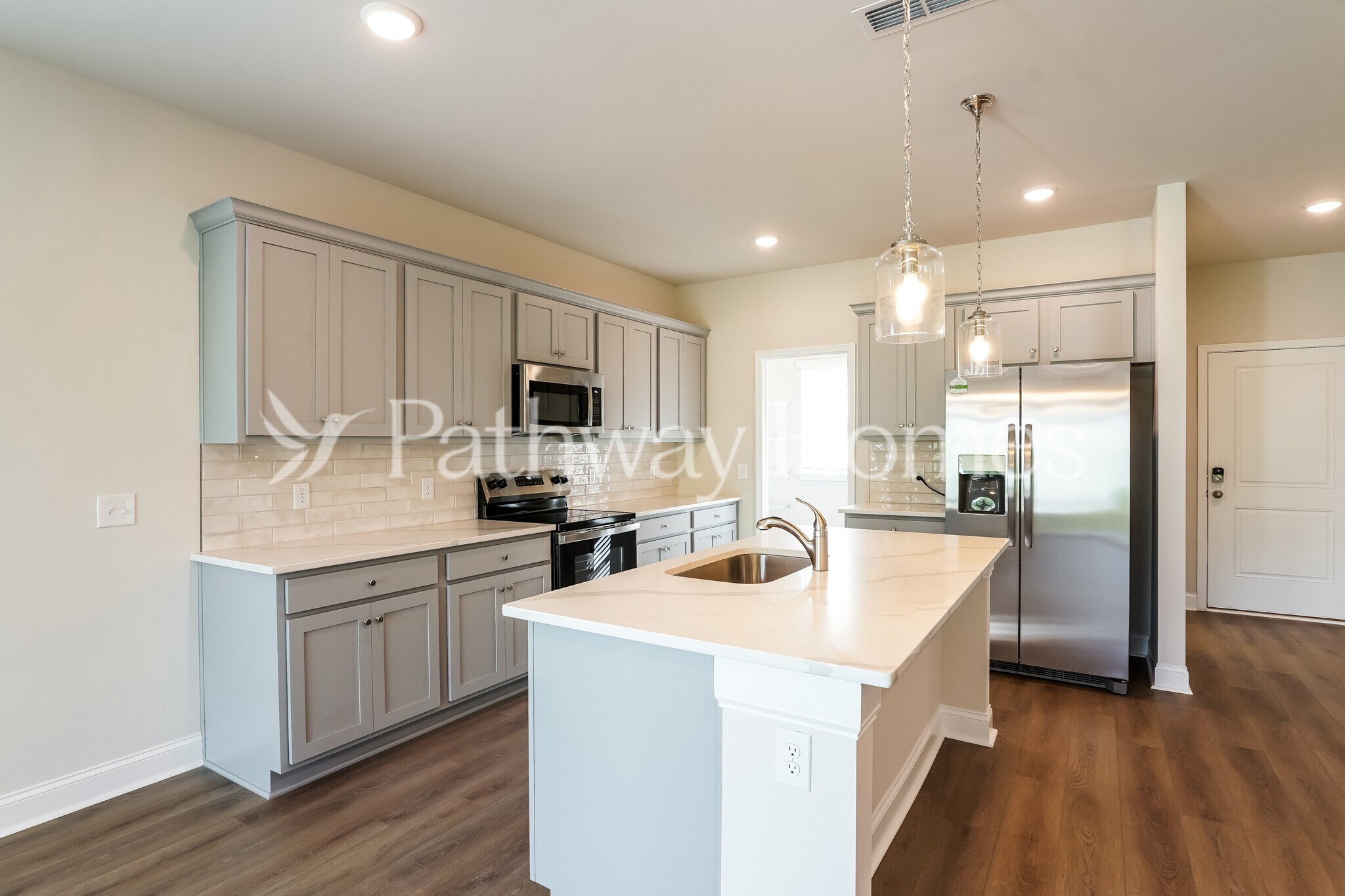 Building Photo - 215 Limestone Wy