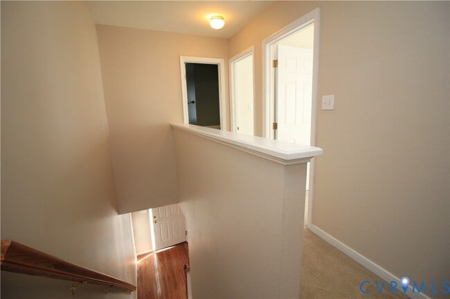 Building Photo - 11528 Pinedale Dr