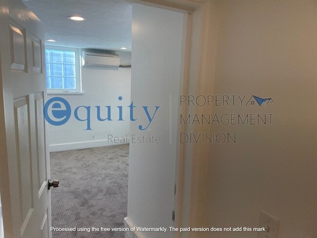 Building Photo - 744 S 1300 E