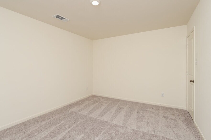 Building Photo - 1817 Pueblo St