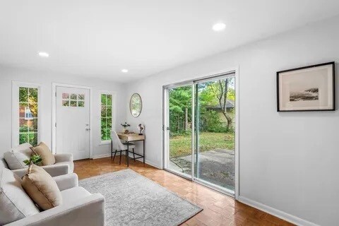 Building Photo - 2938 Sherwood Rd