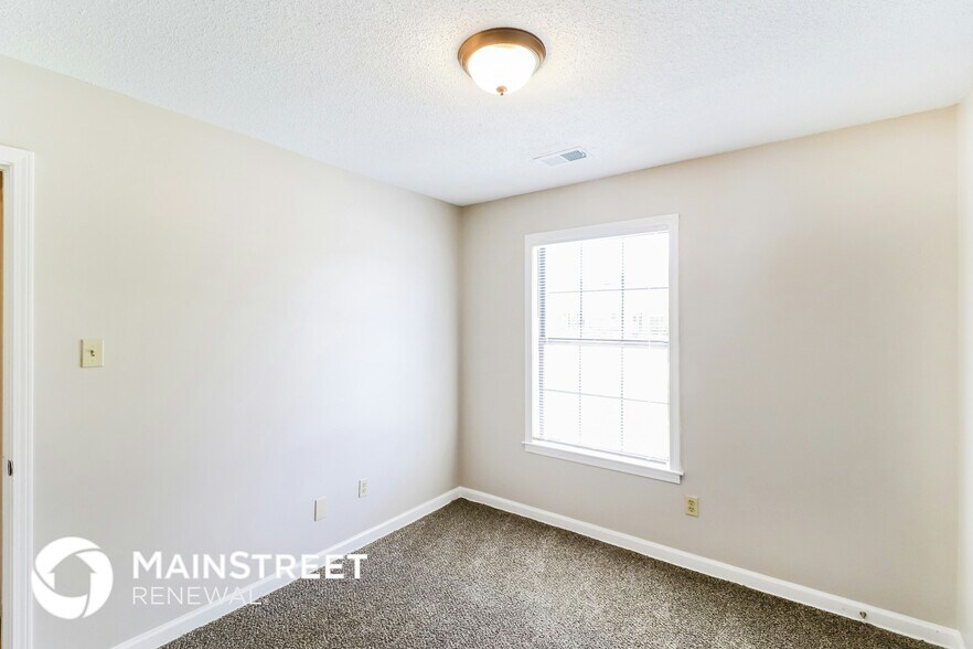 Building Photo - 7146 Butternut Dr