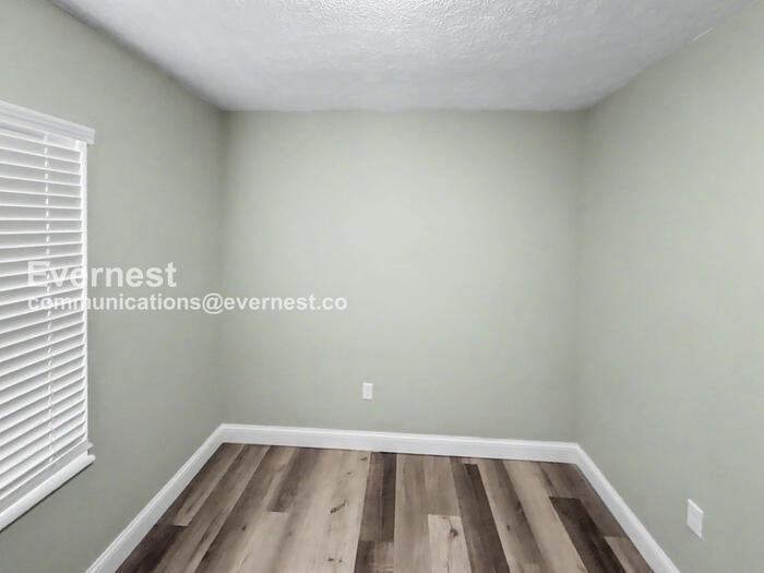 Building Photo - 144 Marvin Ln