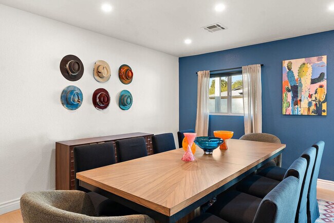 Building Photo - 12201 N 58th Way