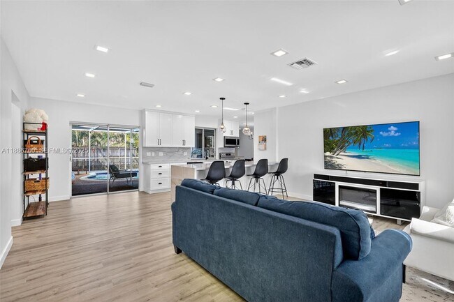 Building Photo - 1820 N 56th Ave