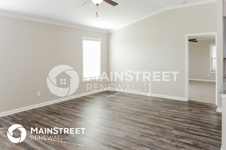 Building Photo - 258 Fenrose Dr