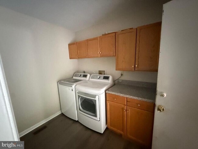 Building Photo - 3310 Applegrove Ct