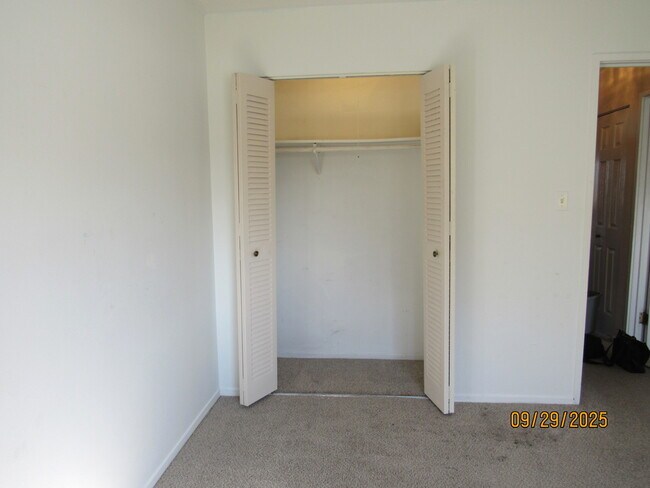 Building Photo - 1156 Copperfield Ln