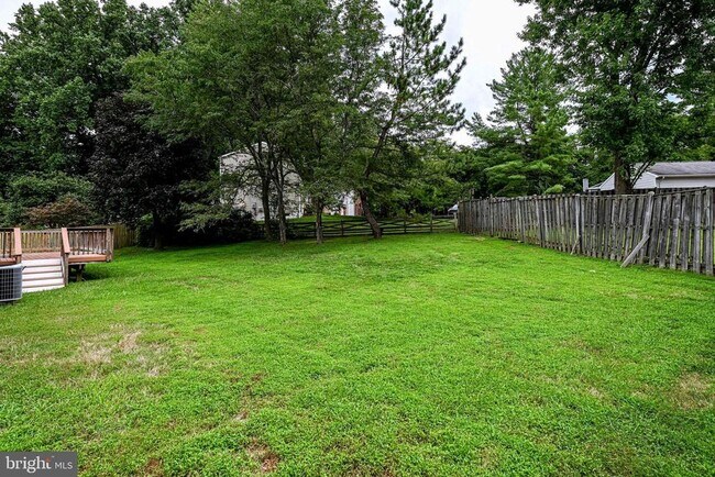 Building Photo - 3381 Monarch Ln