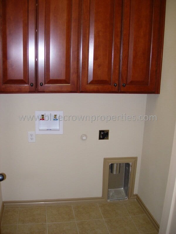 Building Photo - 2172 Liriope Ln