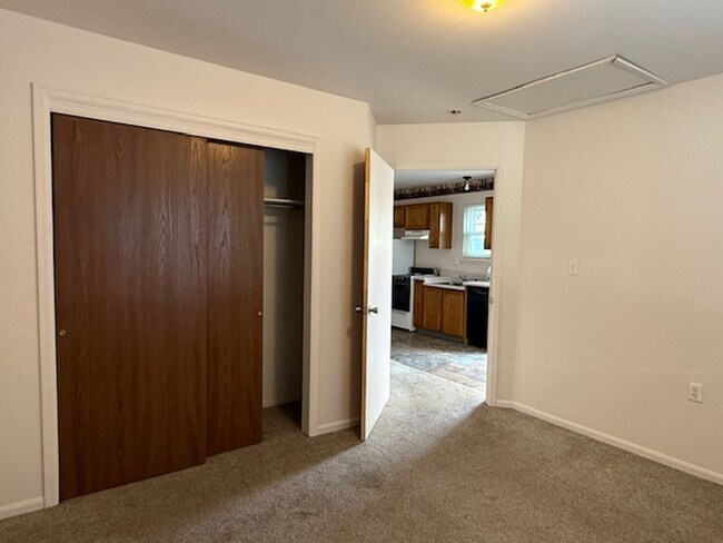 Building Photo - 5411 Imperial Ct