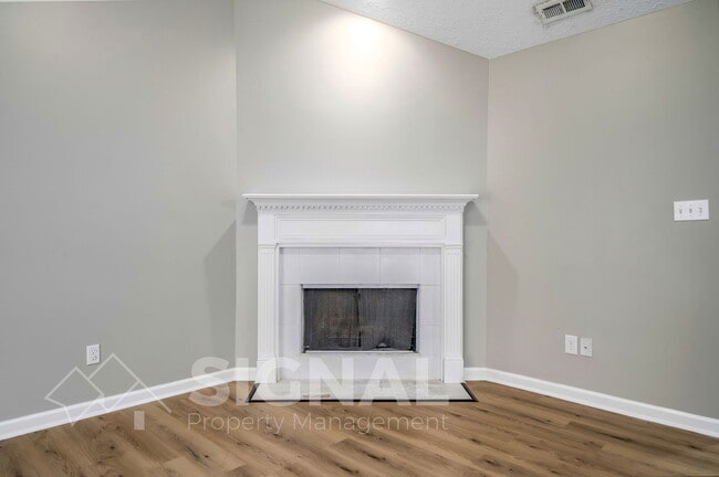 Building Photo - 140 Bonnieville Dr