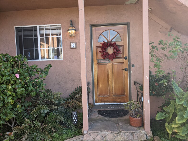 Building Photo - 1800 Camino de la Costa