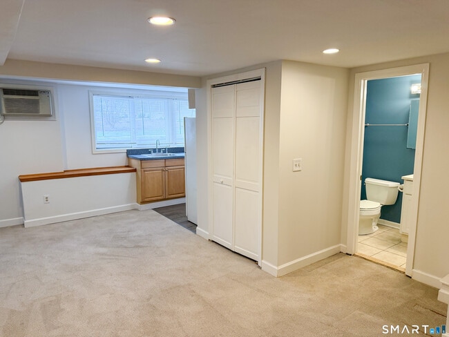 Building Photo - 25 Saugatuck Ave