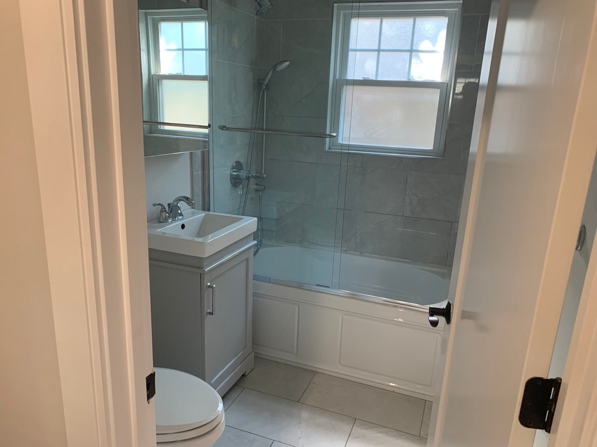 Building Photo - 15 Nottinghill Rd