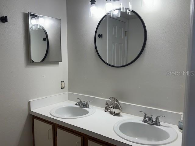 Building Photo - 2400 Feather Sound Dr