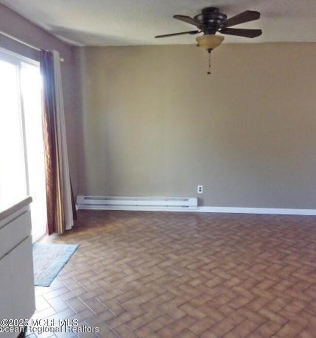 Building Photo - 14D Primrose Ln