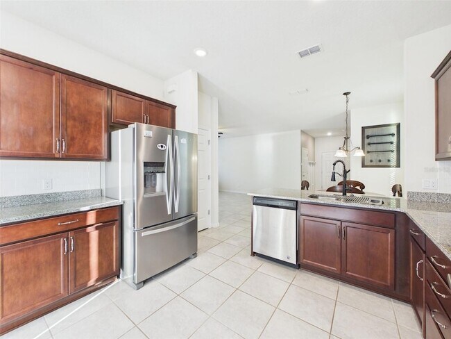 Building Photo - 5164 Chickadee St