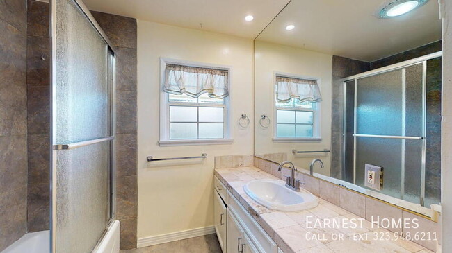 Building Photo - 6641 Murietta Ave