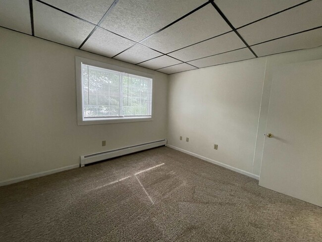 Building Photo - 3961 Brown Ave