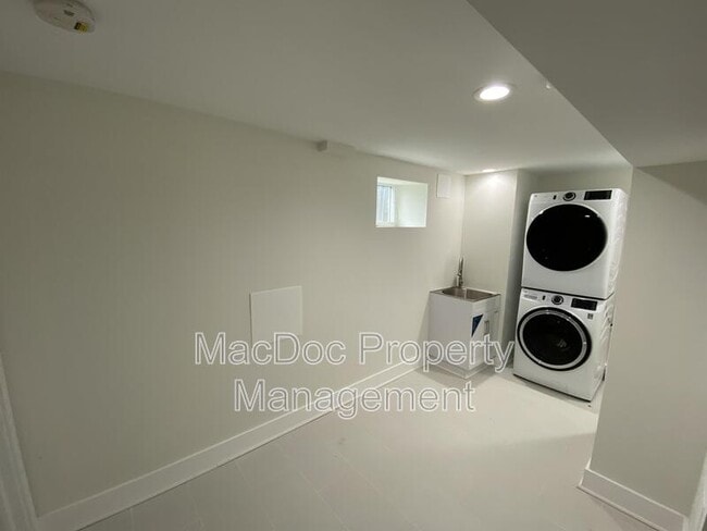 Building Photo - 15101 Spotswood Furnace Rd