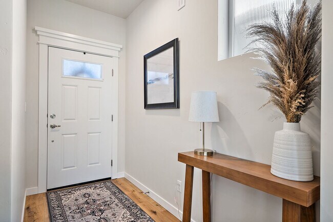 Building Photo - 3384 NW 14th Ave